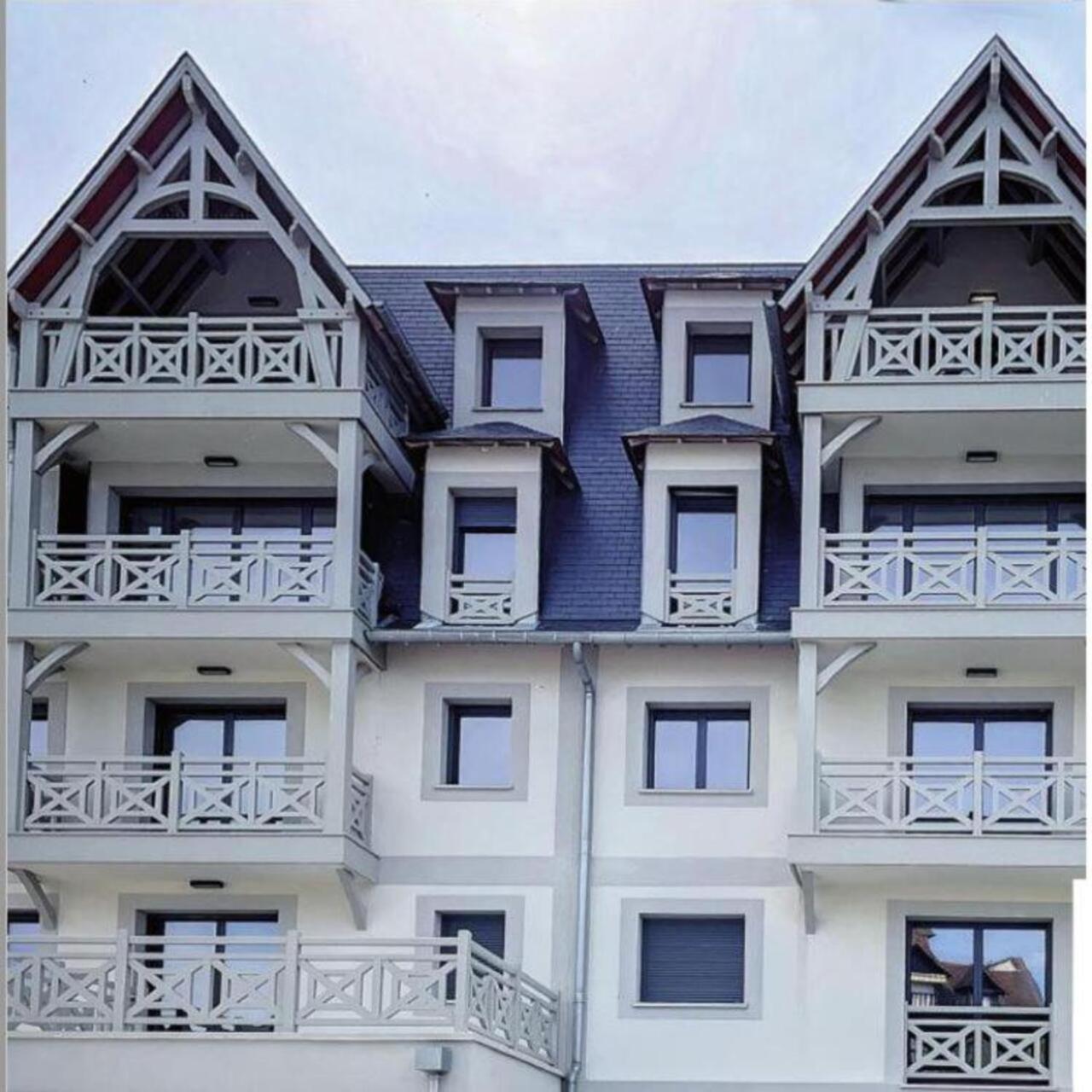 Sejour Authentique - Balcon, Parking & Wifi Ultra-Rapide Daire Deauville Dış mekan fotoğraf